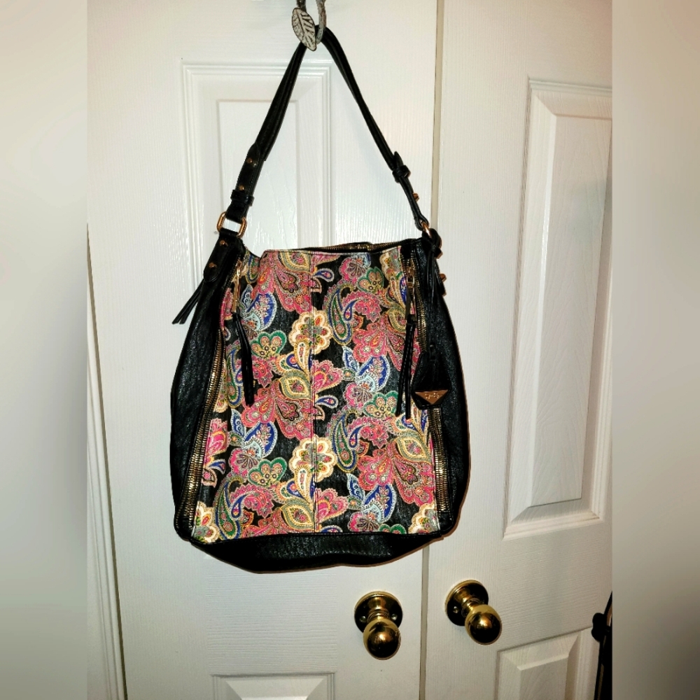 Jessica Simpson Black And Multicolor Paisley Pattern Shoulder Hobo Bag Purse
